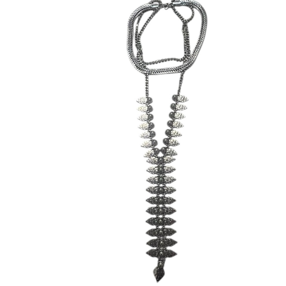 Elegant Silver Necklace